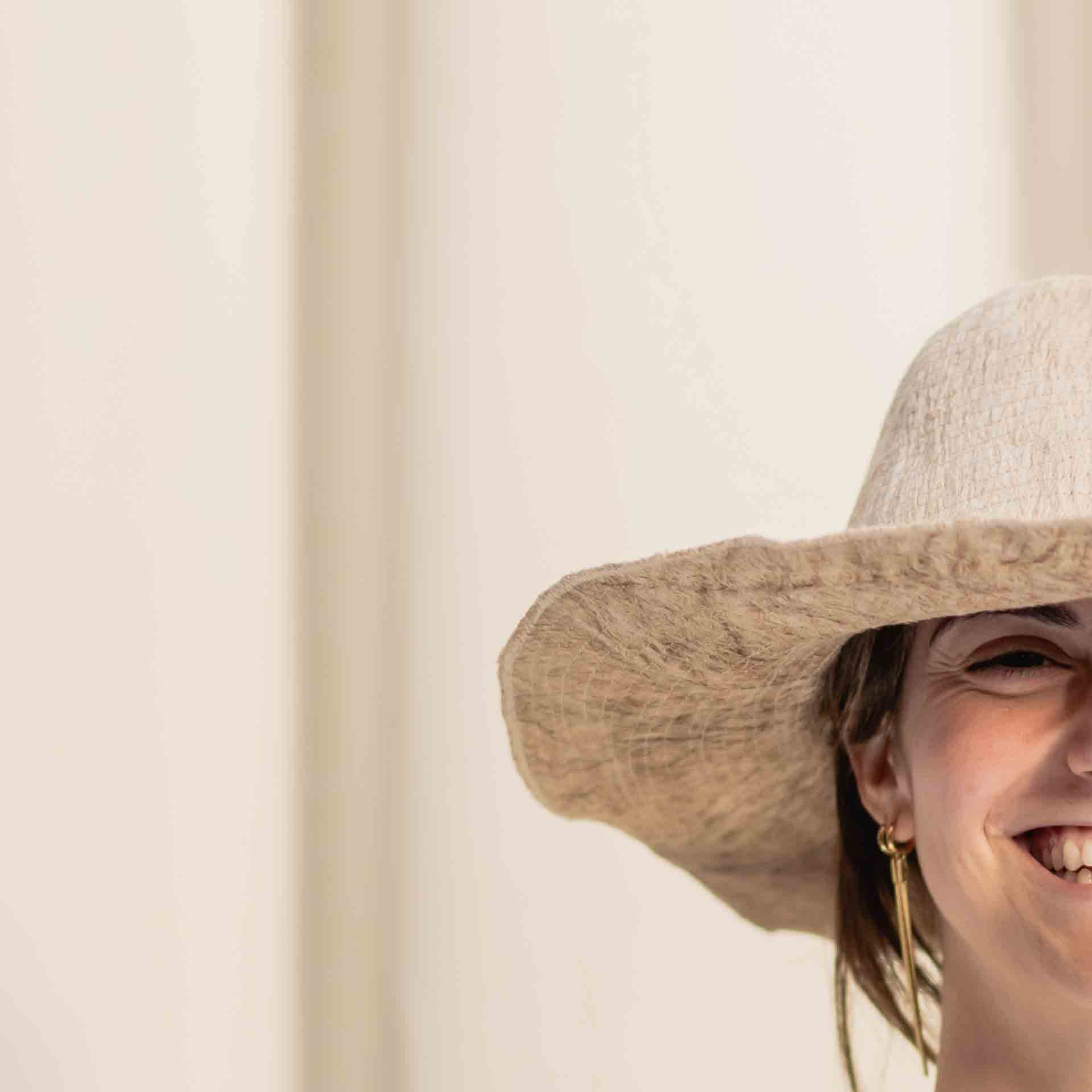 Corteccia Hat Cuero Vegetal Moreno Naural Let's Pause