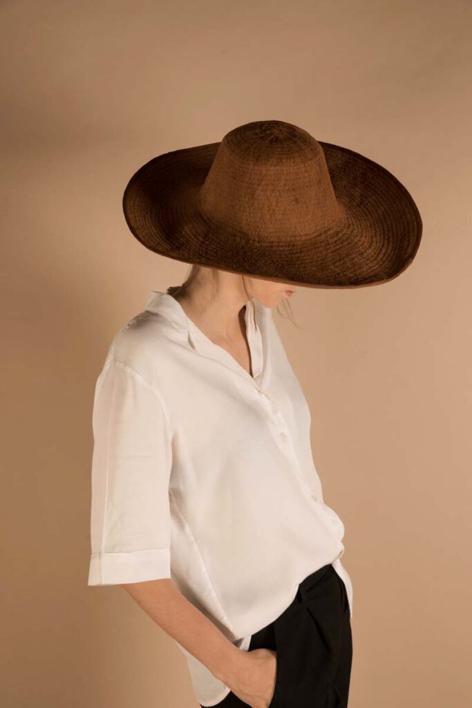 Couro vegan hat - Let's Pause